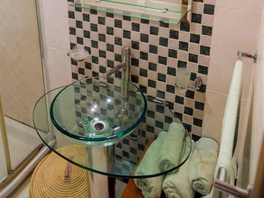 Sea Views Apartment-Wifi-Sleep 5 Марсаскала Екстер'єр фото